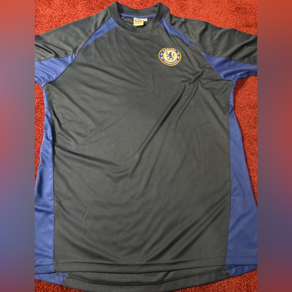 Official Chelsea FC Football Crest Training Shirt Adult Medium M Jersey